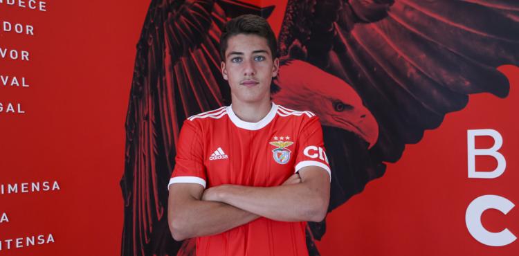 Futebol: Tiago Parente Chamado à Selecção Nacional Sub-17 | Rádio Brigantia